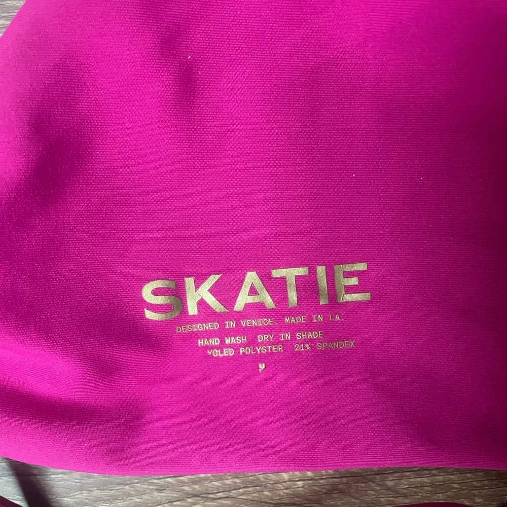 Skatie Hot Pink Triangle String Bikini - Picture 3 of 4